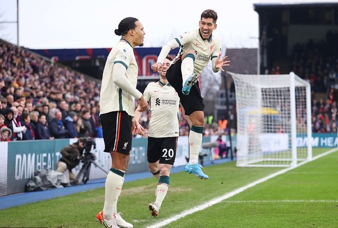 斯洛特：很不巧基耶萨病了，无论作为球员还是个人我都喜欢他