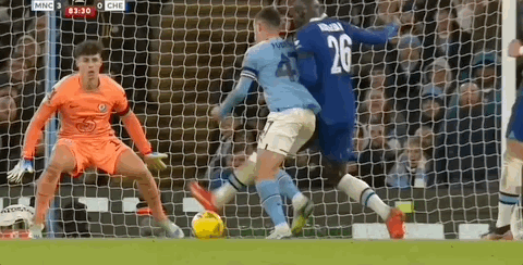 贺希宁在招笑这个赛道已经越走越远了，估计这会人设已经改不回去了